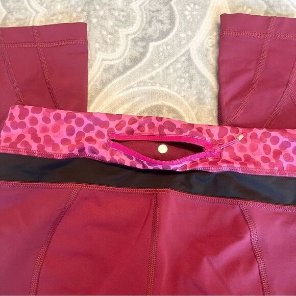 Lululemon Run Inspire Crop II - Picture 5 of 5